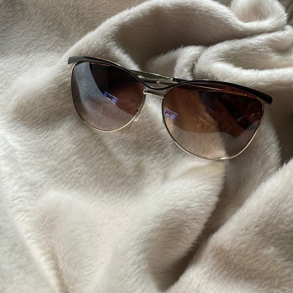 Ombre Sunglasses - Picture 3 of 3